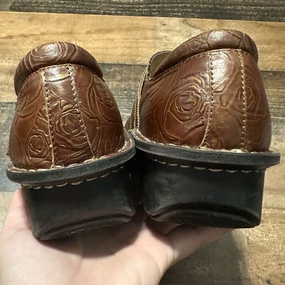 Alegria Alli Choco and Gold Rose Loafers - Picture 6 of 9